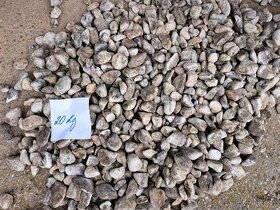 Žulové valouny 2-4 cm na druhotné použití