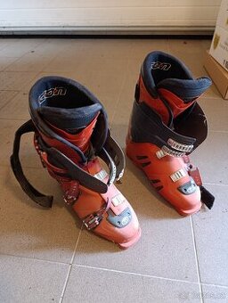 Pánské lyžařské boty vel 12 (cca 44.5)