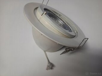 LED podhledová svítidla naklápěcí.