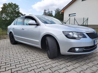 Superb 1.6 tdi manuál