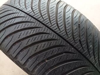 215/50 R17 GOODYEAR (0419)