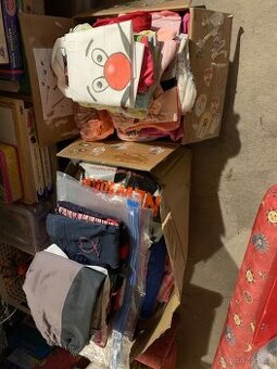 Balík oblečení a boty holčička 2-4 roky