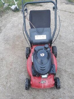 Benzínová sekačka