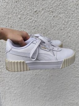 Tenisky Puma Carina 3.0