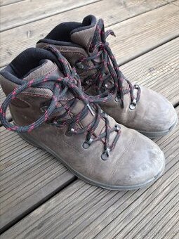 Pohorky Garmont vel.34