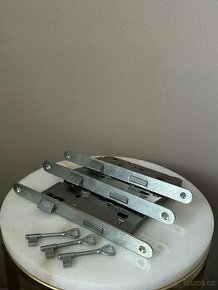 Nový zadlabávací zámek ASSA ABLOY