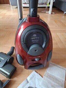 Bezsáčkový vysavač ETA Natty, nová hadice a filtr