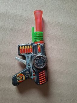 Plechová hračka - pistole