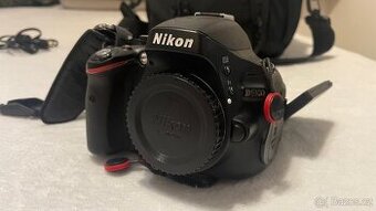 Nikon D5100 + Nikon 18-140 mm, Lowa, Peak Design