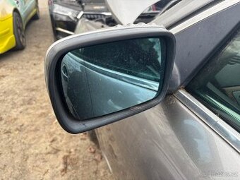 Sklápěcí zrcátka E65