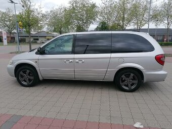 Chrysler Grand Voyager limited 2.8 crd 2008 najeto 165t.km.
