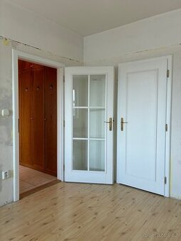 Krásné interiérové dveře, plné i prosklené 60/70/80 cm