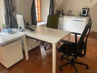 Kancelářský nábytek