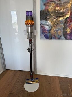 Vysavač Dyson V15s Detect Submarine™ pro mokré a suché vysáv