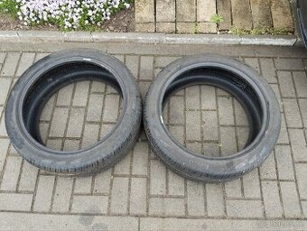 Letní pneu 235/40 R20