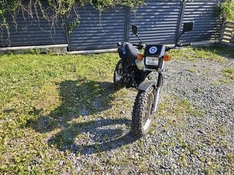 Yamaha TW125 - 1