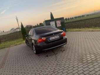 BMW e90 318d 90kw