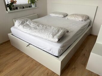 Postel Ikea Malm 160x200 cm s úložným prostorem, bílá