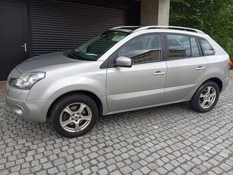 RENAULT KOLEOS SUV 4WD 2,0 dci NAVI,xenon..