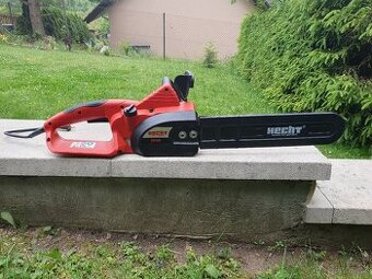 řetězová pila elektrická Hecht 1840