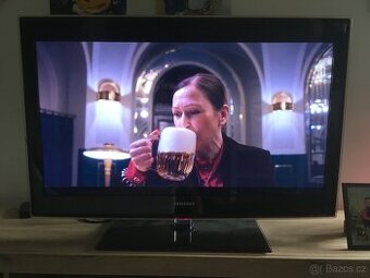 Led TV samsung 105cm