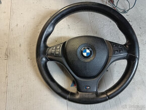 BMW e70 e71 X5 a X6 - M-paket volant