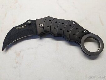 Smith & Wesson karambit