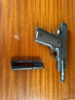Plynová pistole M1911