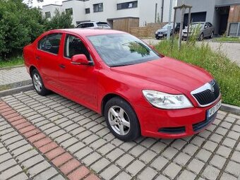 Prodám vozidlo Škoda Octavia II Facelift 1.2TSi 77kW Liftbac