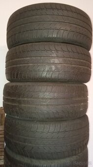 Letni pneu 215/55 R16 93V