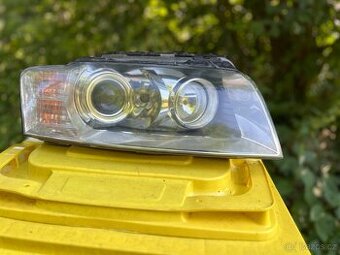 Přední světla Audi A8 d3 4E xenon