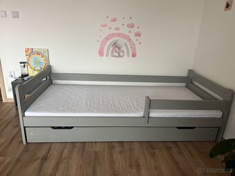Dětská postel + matrace