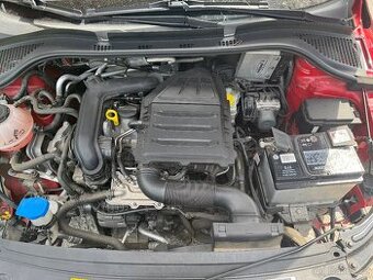 Prodám kompletní motor CHZC
