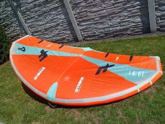 Wing F-one Strike 4m s ráhnem