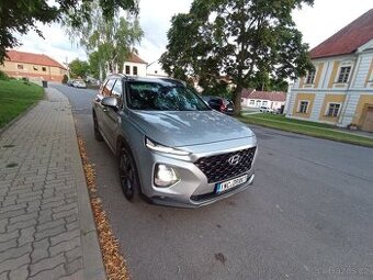 Prodám Hyundai Santa Fe 2.2 CRDI 4x4 - 2019, automat