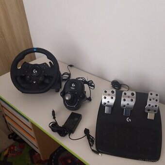 Logitech g923