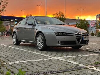 Alfa Romeo 159