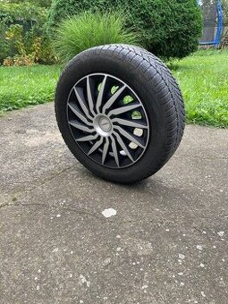 Sada se zimními pneu Goodyear 205/55/r16