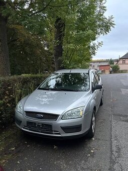 Ford focus mk2 1.6 benzin 74kw