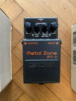 BOSS metal zone MT-2