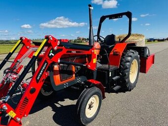 MONTÁŽ ČELNÍCH NAKLADAČŮ INTER-TECH PRO ZETOR