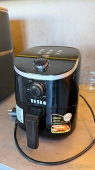 Horkovzdušná fritéza Tesla, objem 5 l