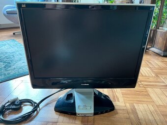 LCD MONITOR