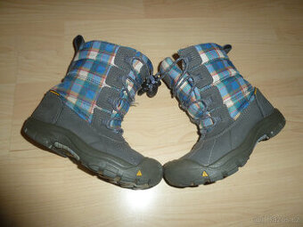 Zimní sněhule Keen vel. 31