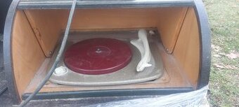 gramofonová skříňka Supraphon