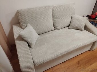 Rozkládací pohovka s úložným prostorem