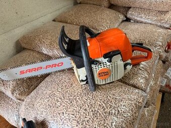 Motorova pila stihl ms390