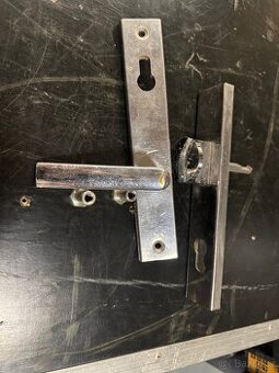 Bezpečnostní kovaní Rostex