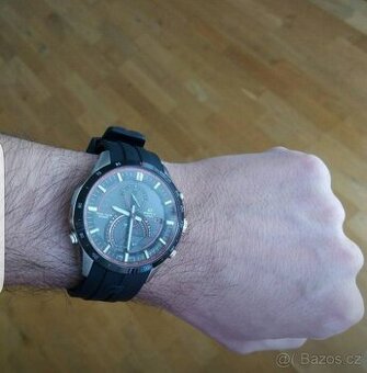 hodinky Casio EQS-A500B-1A