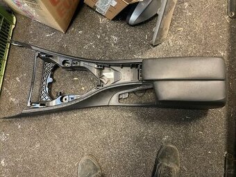 Bmw e90 e91 výsuvná loketní opěrka